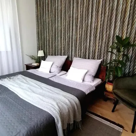 Aniko Apartman Appartamento Keszthely