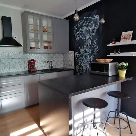 Apartman Anikó Apartman *