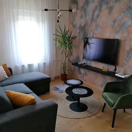Appartamento Aniko Apartman Keszthely
