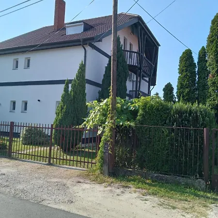 Aniko Apartman Appartamento Keszthely