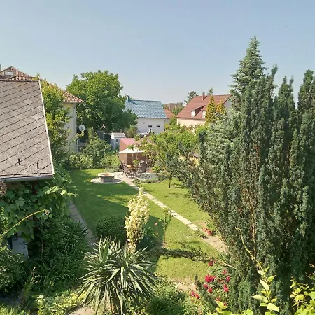 Apartman Anikó Apartman *
